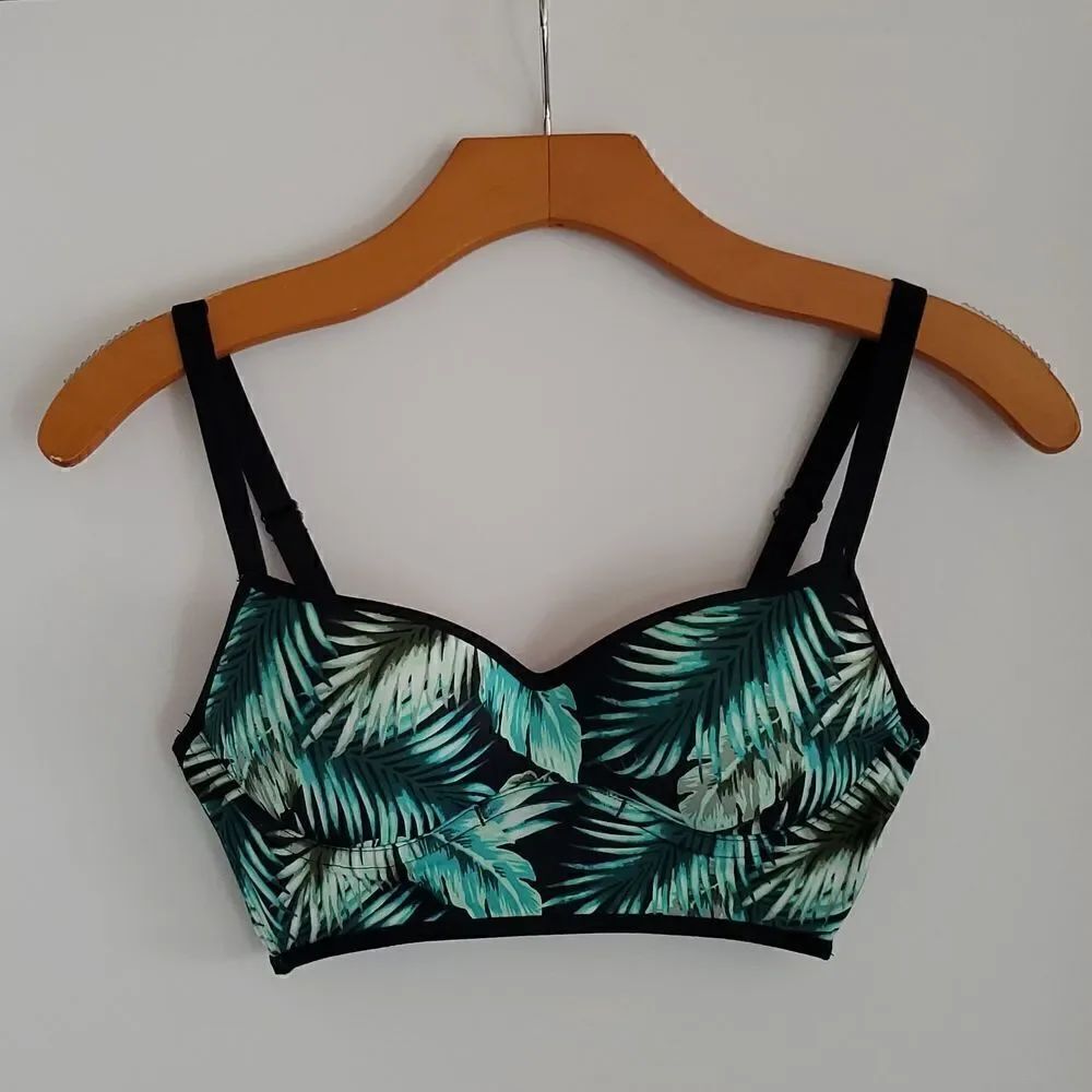 Victoria's Secret PINK Strappy Back Padded Bralette Size XS
